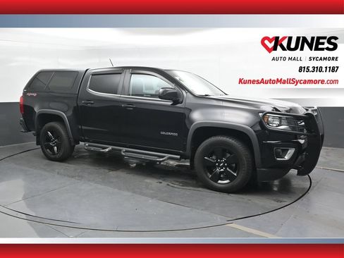 Used 2017 Chevrolet Colorado LT w/ Midnight Edition AWD/4WD image 1