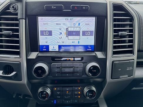 Used 2019 Ford F150 Platinum image 12