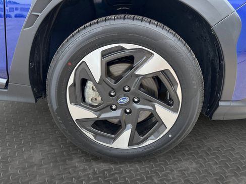 Certified 2025 Subaru Crosstrek 2.5i Limited w/ Crosstrek Mirror Package AWD/4WD image 17
