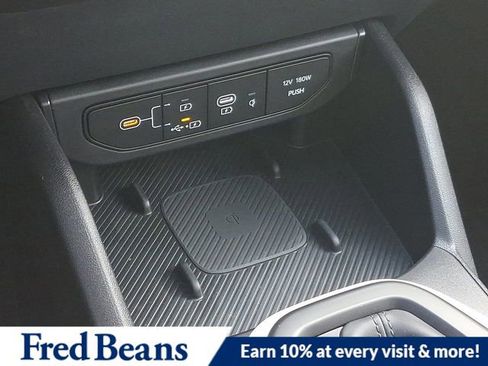 New 2025 Kia K4 GT-Line image 17