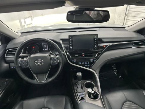 Used 2022 Toyota Camry SE image 21