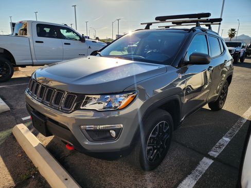 Used 2019 Jeep Compass Trailhawk w/ Cold Weather Group image 2