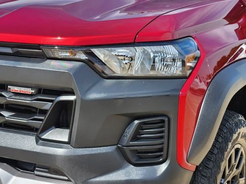 Used 2024 Chevrolet Colorado Trail Boss w/ Advanced Trailering Package AWD/4WD image 16
