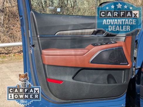 Used 2024 Kia Telluride SX Prestige w/ Towing Package image 18