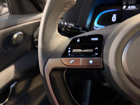 New 2025 Hyundai Elantra Sport image 16