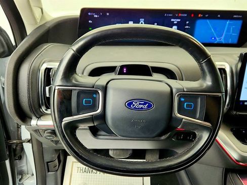 Used 2025 Ford Expedition Max Platinum image 14