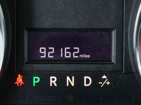 Used 2019 Dodge Grand Caravan SXT image 16