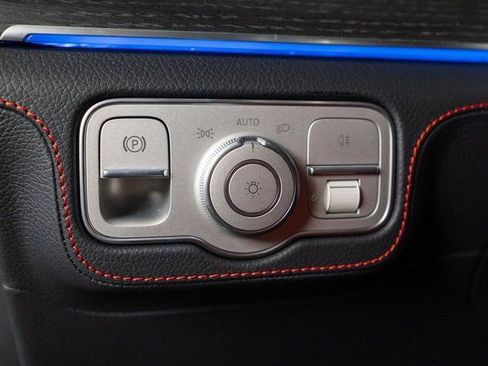 New 2026 Mercedes-Benz GLE 53 AMG 4MATIC image 17