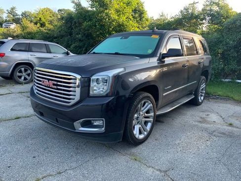 Used 2018 GMC Yukon SLT w/ Premium Edition AWD/4WD image 4