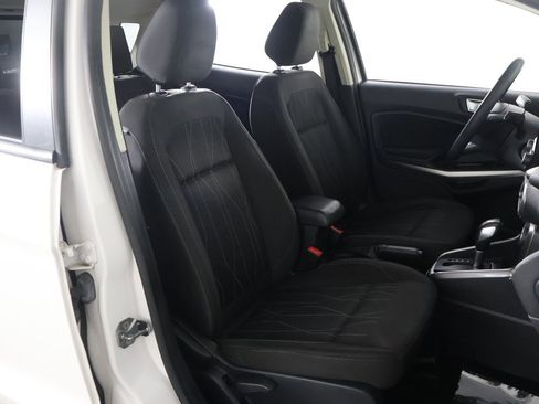 Used 2019 Ford EcoSport SE w/ SE Convenience Package image 30