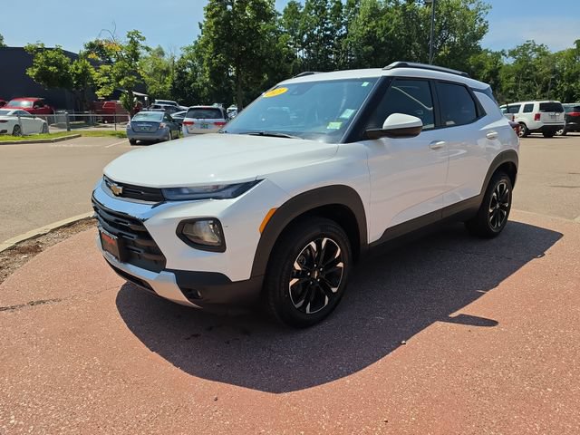 Used 2021 Chevrolet TrailBlazer LT w/ Convenience Package AWD/4WD image 1