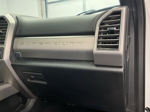 Used 2021 Ford F450 Platinum w/ Camper Package image 9