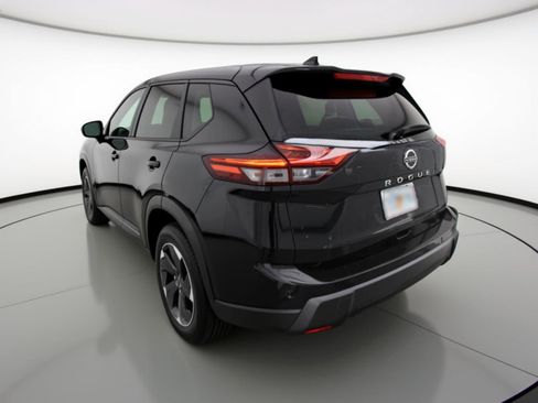 Used 2025 Nissan Rogue SV FWD image 6