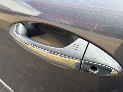 Used 2023 INFINITI QX60 Sensory w/ Cargo Package image 15