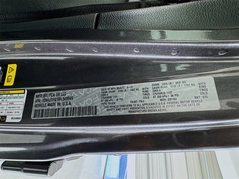 Used 2021 Jeep Gladiator Overland image 44