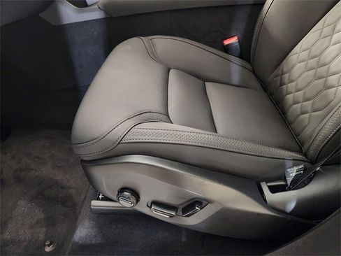 Used 2025 Volvo XC90 B5 Plus image 25