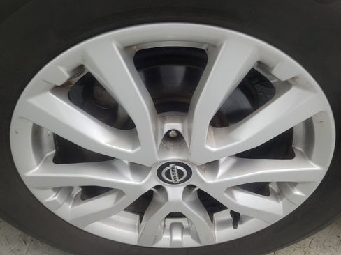 Used 2019 Nissan Rogue SV FWD image 31
