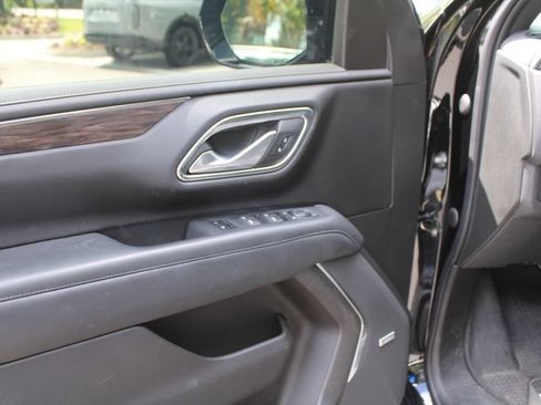 Used 2022 Chevrolet Tahoe LT w/ LT Signature Package RWD image 20