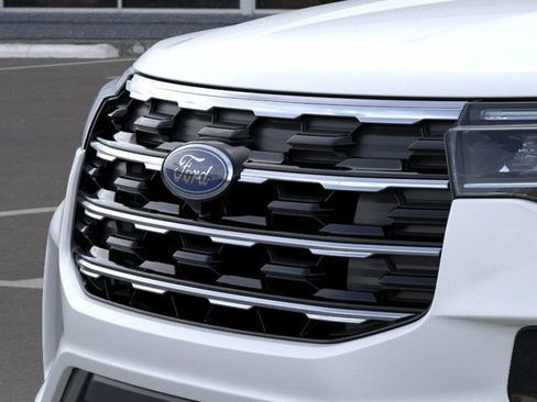 New 2026 Ford Explorer Active w/ Active Comfort Package AWD/4WD image 17