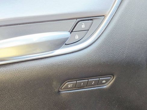 Used 2018 Cadillac XT5 Luxury AWD/4WD image 25
