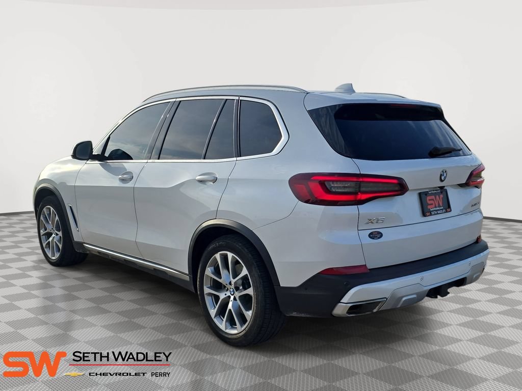 Used 2020 BMW X5 xDrive40i w/ Premium Package AWD/4WD image 3
