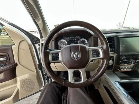 Used 2014 RAM 1500 Laramie w/ Convenience Group image 14