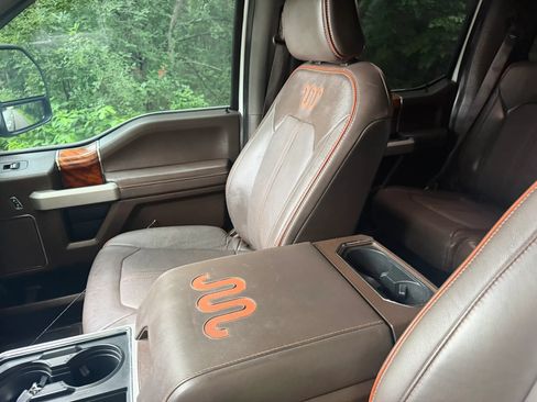 Used 2017 Ford F250 King Ranch w/ King Ranch Ultimate Package AWD/4WD image 23