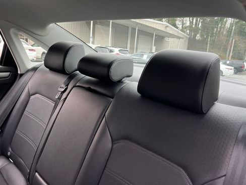 Used 2015 Volkswagen Passat 1.8T SE image 19