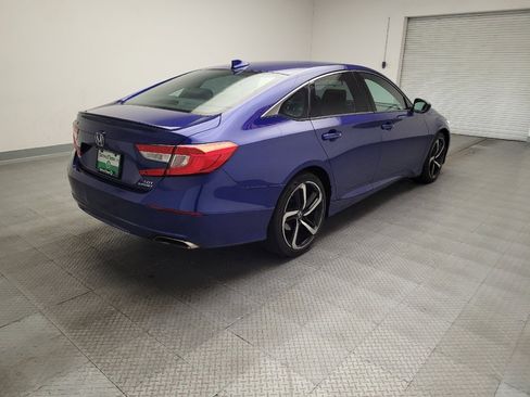 Used 2018 Honda Accord Sport image 9