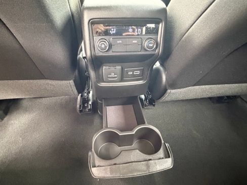 Used 2023 GMC Acadia SLE w/ Driver Convenience Package FWD image 34