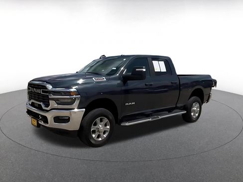 Used 2025 RAM 2500 Big Horn AWD/4WD image 8