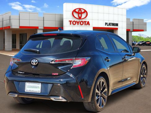 Used 2022 Toyota Corolla XSE image 4