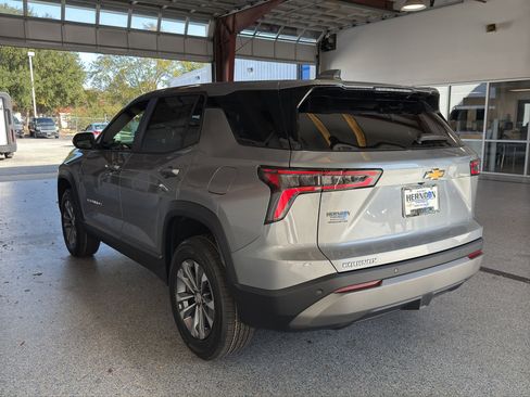 New 2026 Chevrolet Equinox LT image 5