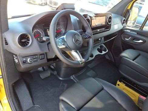 New 2026 Mercedes-Benz Sprinter 2500 image 12