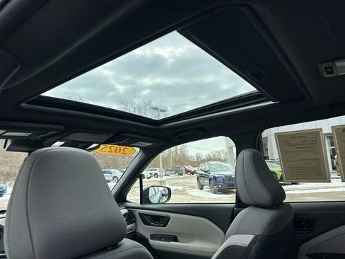 Certified 2025 Subaru Forester Premium w/ Convenience Package #1 image 18