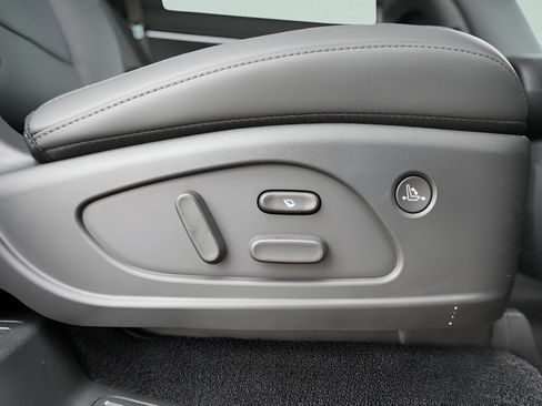 Certified 2026 Hyundai Palisade Calligraphy AWD/4WD image 19