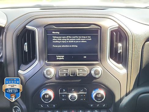 Certified 2021 GMC Sierra 1500 AT4 w/ AT4 Premium Package AWD/4WD image 27