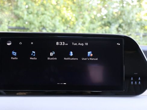Used 2023 Hyundai Palisade Limited AWD/4WD image 17