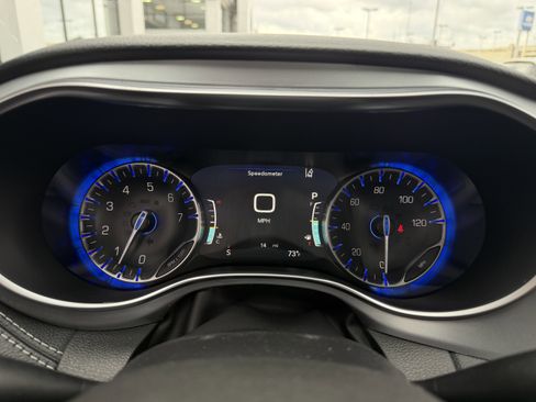 New 2026 Chrysler Pacifica Limited image 47