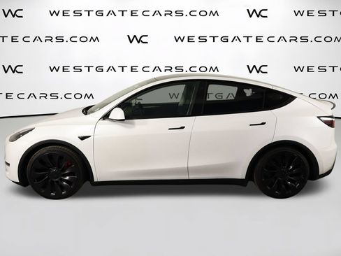 Used 2023 Tesla Model Y Performance AWD/4WD image 5