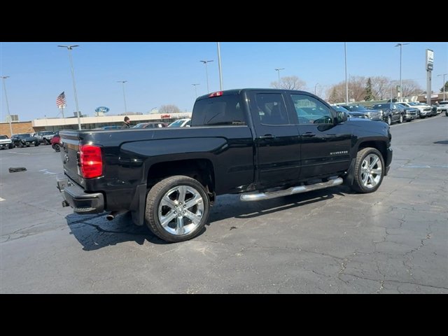Certified 2019 Chevrolet Silverado 1500 LT w/ LPO, Chrome Package AWD/4WD image 8