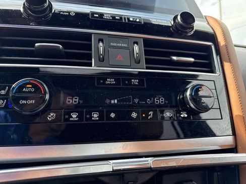 Used 2024 INFINITI QX80 Sensory w/ Cargo Package AWD/4WD image 23