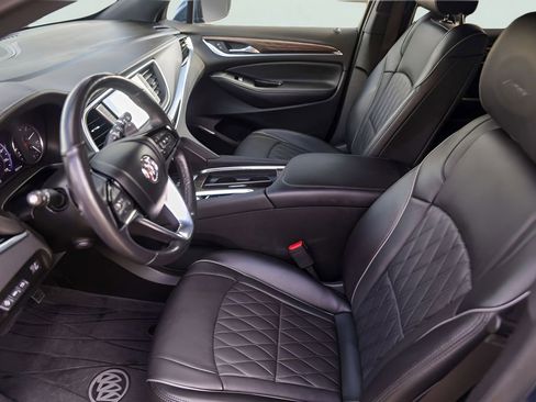 Used 2023 Buick Enclave Avenir w/ Avenir Technology Package image 12
