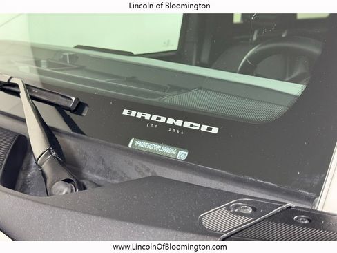 Used 2023 Ford Bronco Badlands w/ Sasquatch Package AWD/4WD image 23