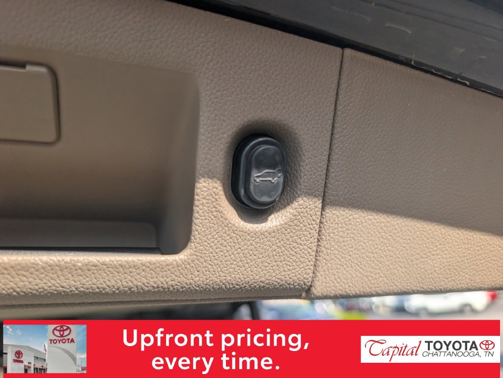 Used 2015 GMC Yukon SLT w/ Open Road Package RWD image 11