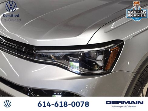 Certified 2025 Volkswagen Taos SE w/ Panoramic Sunroof Package AWD/4WD image 14