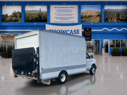 Used 2017 Ford E-350 and Econoline 350 Super Duty w/ Power Windows & Locks Group RWD image 10