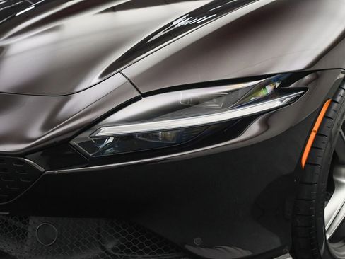 Used 2024 Ferrari Roma Spider image 30