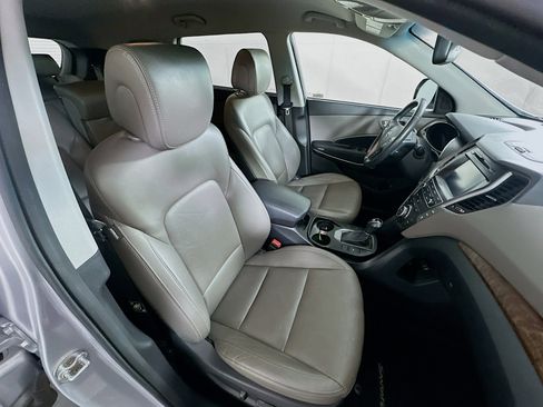 Used 2017 Hyundai Santa Fe SE w/ SE Premium Package 02 FWD image 30