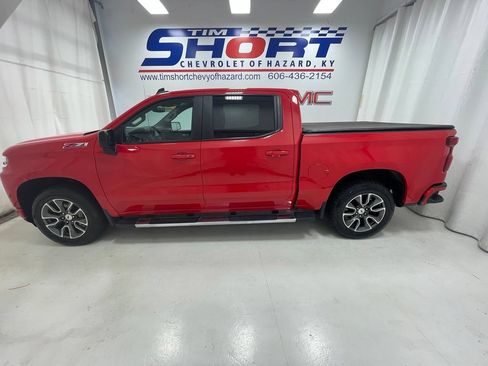 Used 2021 Chevrolet Silverado 1500 RST w/ Z71 Off-Road Package AWD/4WD image 9